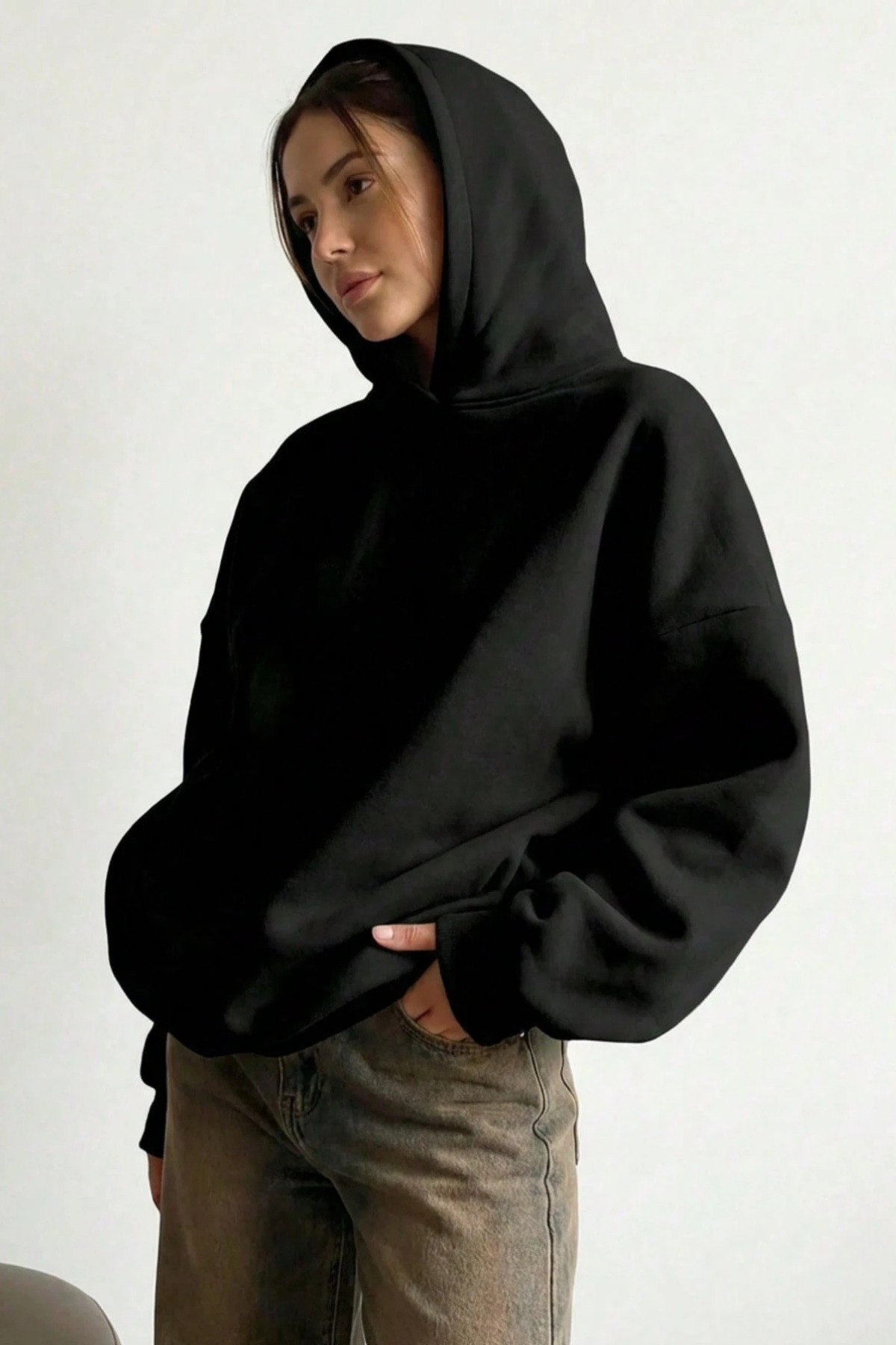 Kadın Siyah Düz Kapüşonlu Oversize 3 Iplik Şardonlu Salaş Bol Kesim Hoodie Sweatshirt
