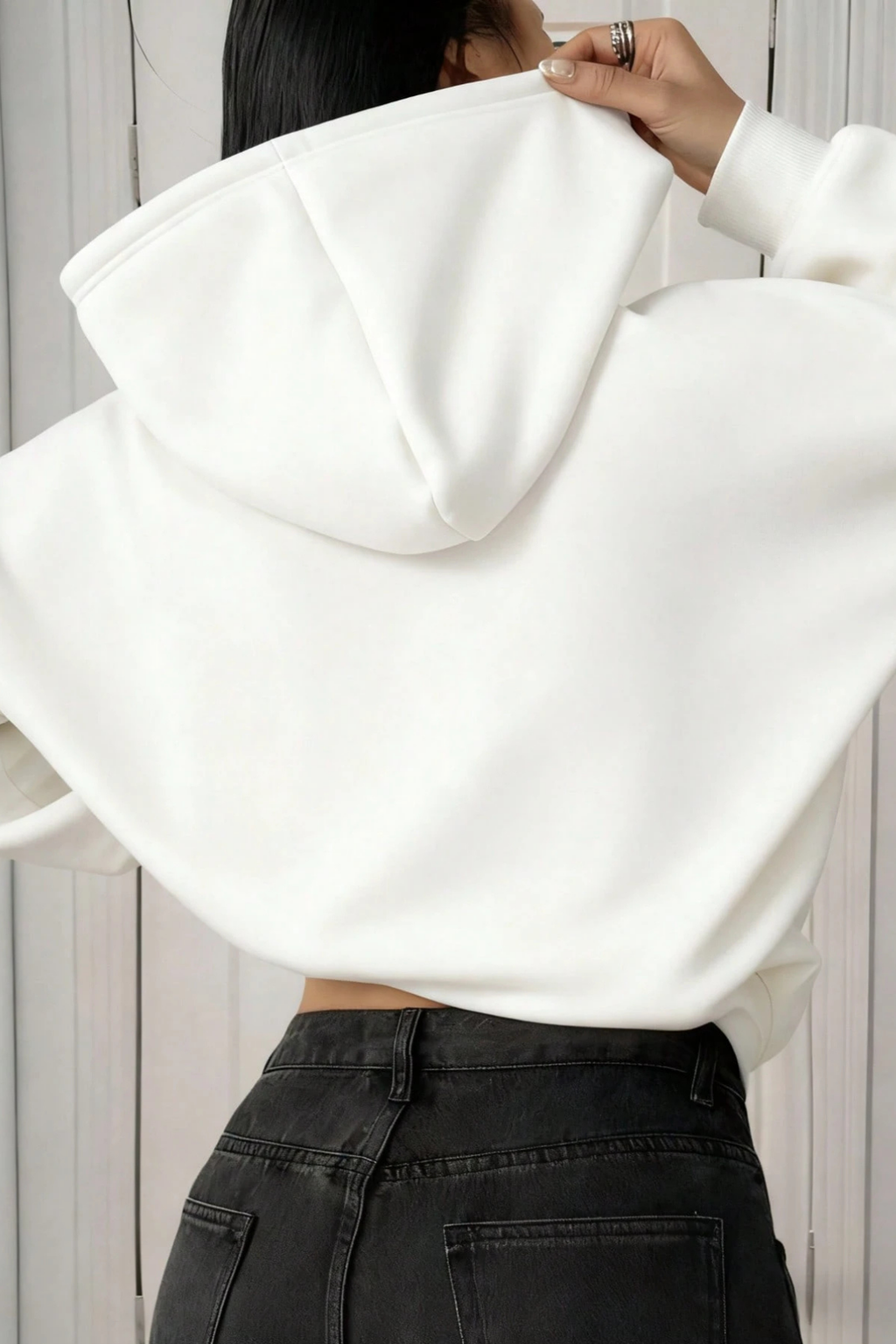 Kadın Beyaz Düz Kapüşonlu Oversize 3 Iplik Şardonlu Salaş Bol Kesim Hoodie Sweatshirt