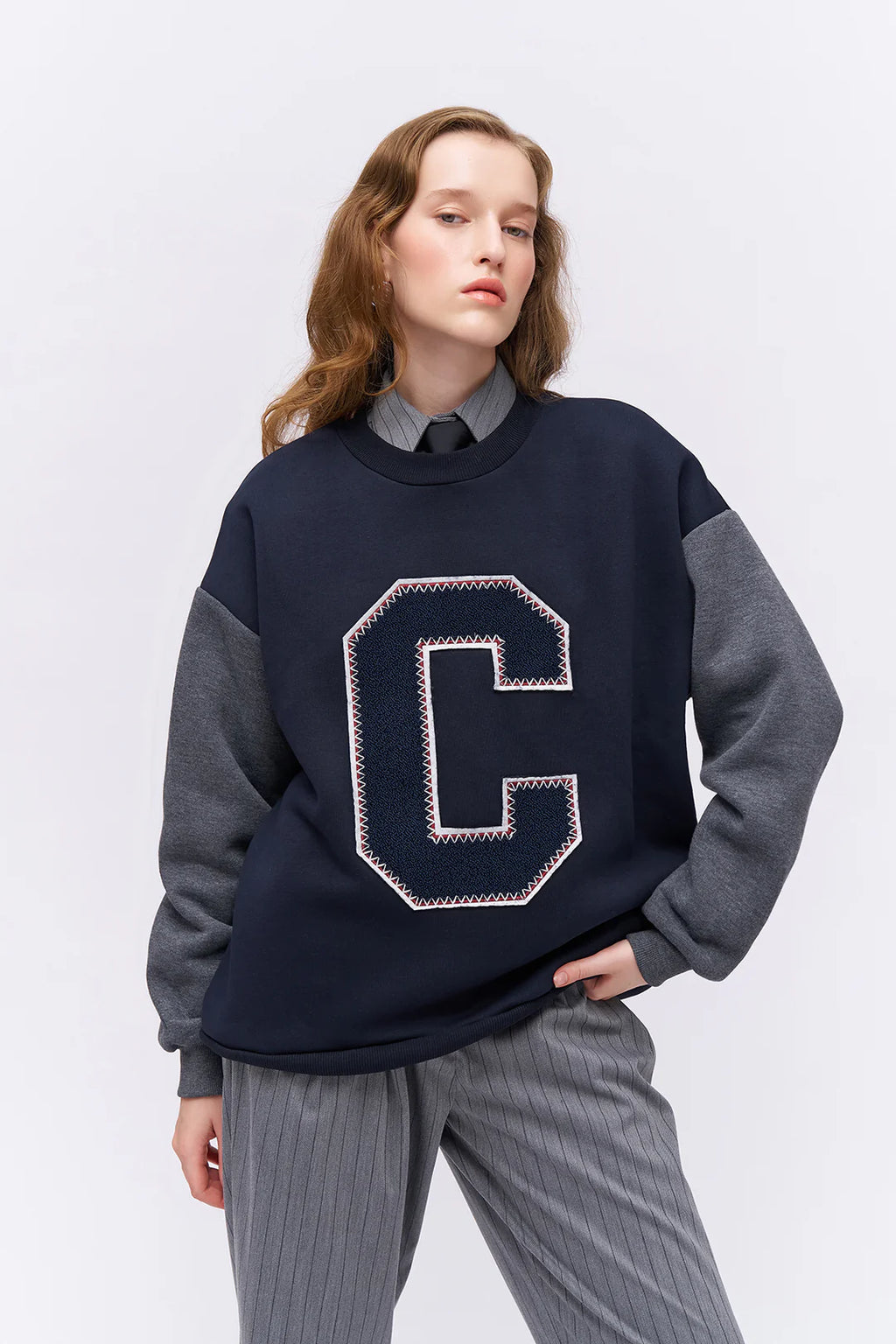 Kadın Keçe Baskı Detaylı Sweatshirt Lacivert