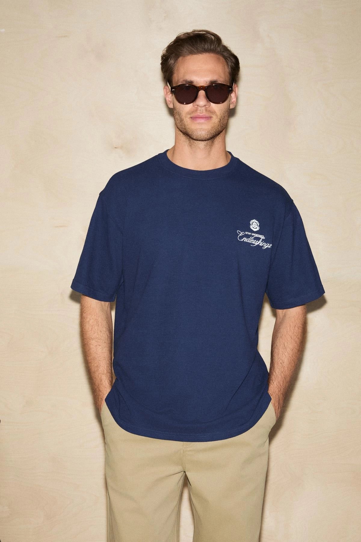 Erkek Organik Pamuklu Baskı Ve Nakış Detaylı Bisiklet Yaka Oversıze Lacivert T-Shirt