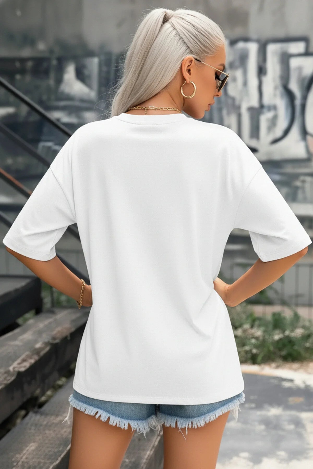 Spectacular Beyaz Oversize Salas Boyfriend Kadın T-Shirt