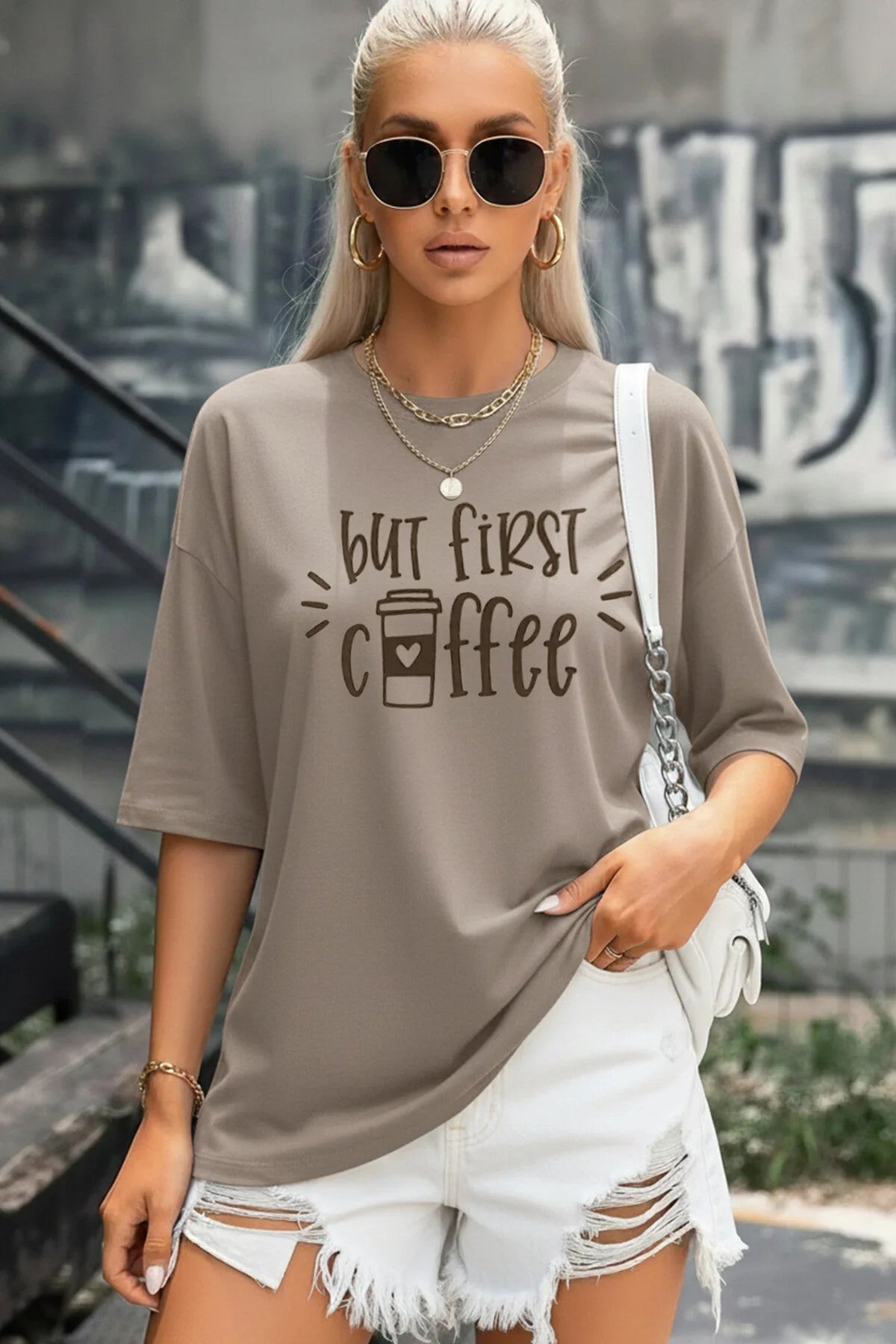 But First Coffee Camel Oversize Salas Boyfriend Kadın T-shirt