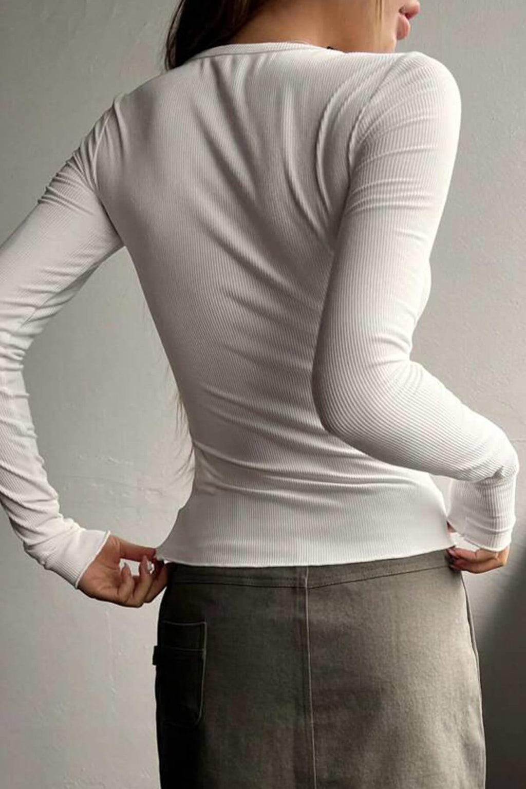 Beyaz Düğme Detaylı Patlı Düğmeli Bisiklet Yaka Uzun Kollu Fitilli Kaşkorse Bluz Body