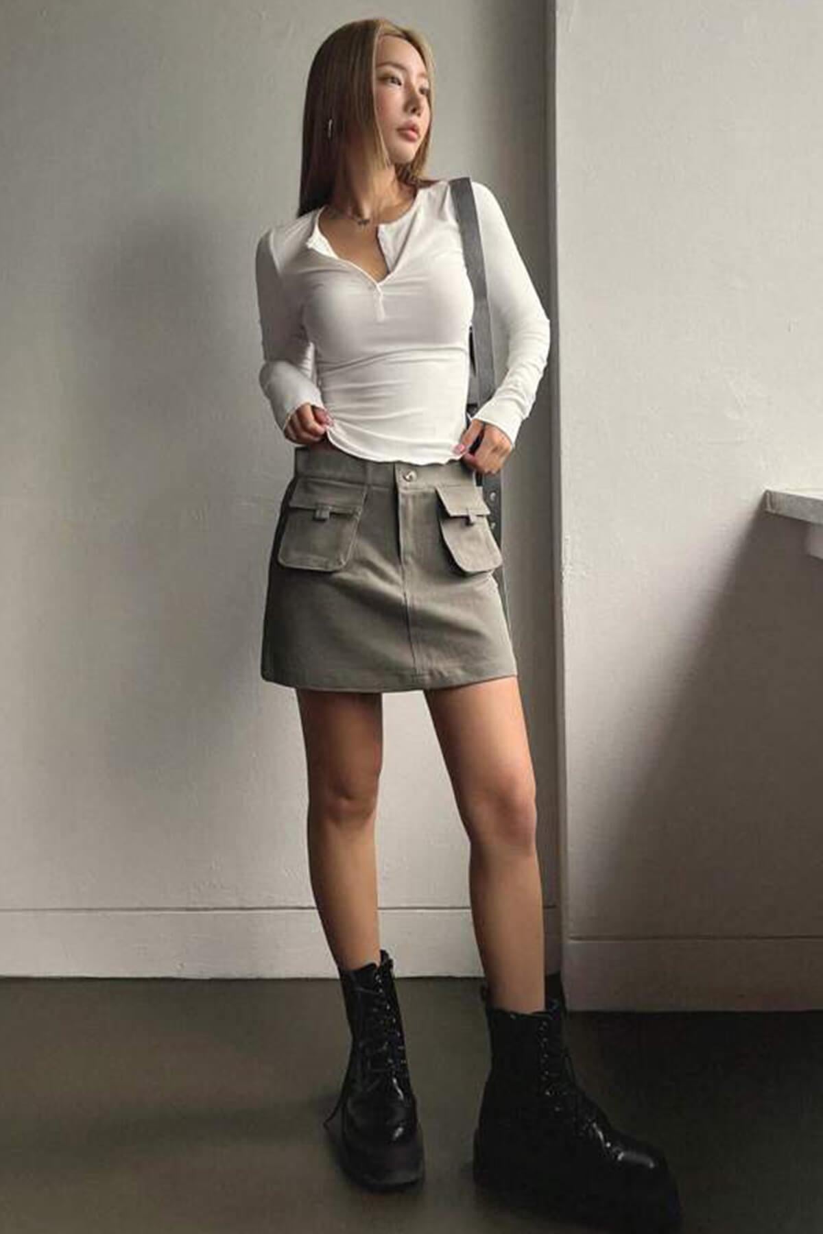 Beyaz Düğme Detaylı Patlı Düğmeli Bisiklet Yaka Uzun Kollu Fitilli Kaşkorse Bluz Body