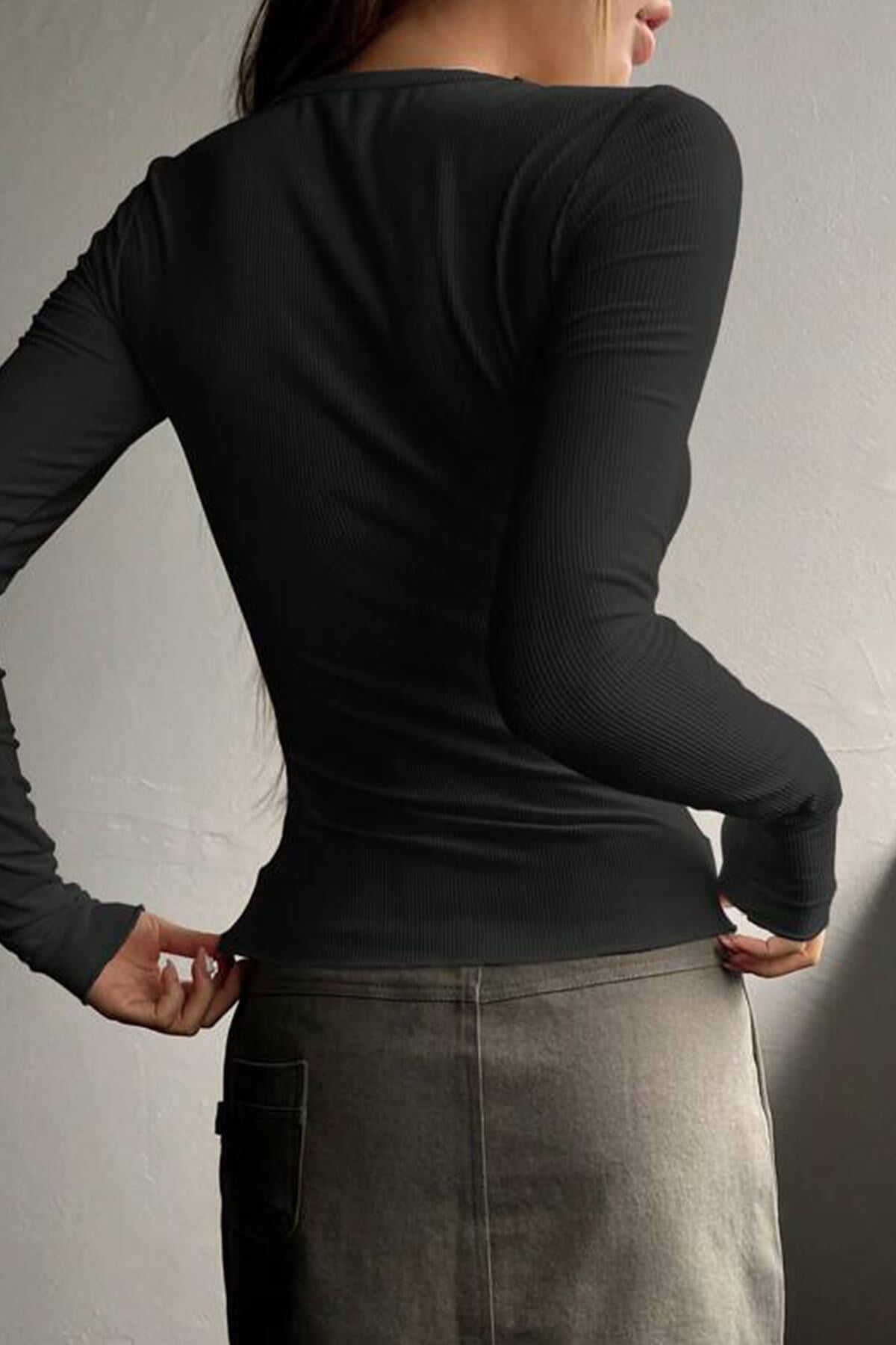 Düğme Detaylı Patlı Düğmeli Bisiklet Yaka Uzun Kollu Fitilli Kaşkorse Kadın Bluz Body Siyah