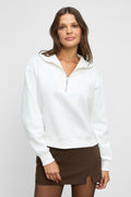 Kadın Beyaz Yumuşak Polarlı Kumaşlı Yakası Fermuarlı Regular Sweatshirt