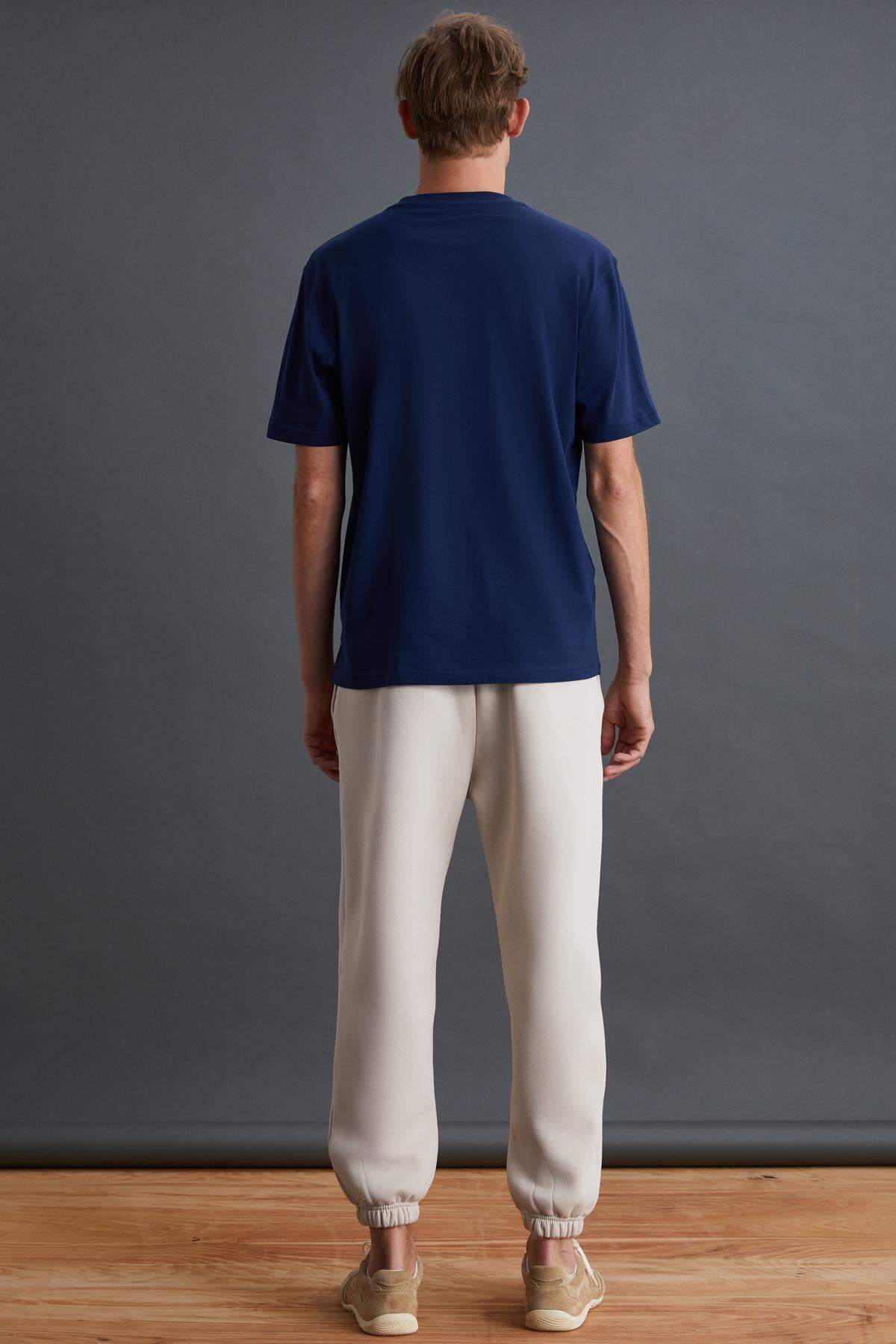 Erkek %100 Organik Pamuklu Kalın Dokulu Comfort Fit Bisiklet Yakalı Lacivert T-Shirt