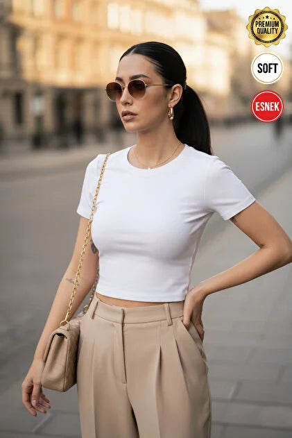 Bisiklet Yaka Likrali Kisa Kol Kadın Beyaz Crop Body Bluz