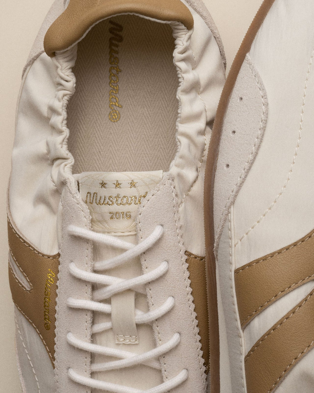 Unisex Stella Wheat Cream