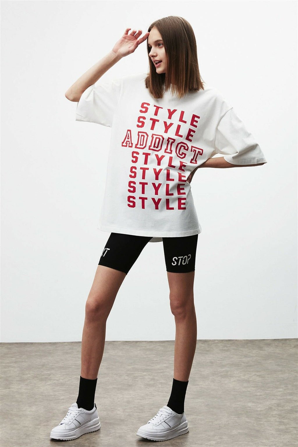 Kadın Style Yazı Kalıp Baskılı Oversize Fit %100 Organik Pamuklu Bisiklet Yaka Beyaz T-Shirt