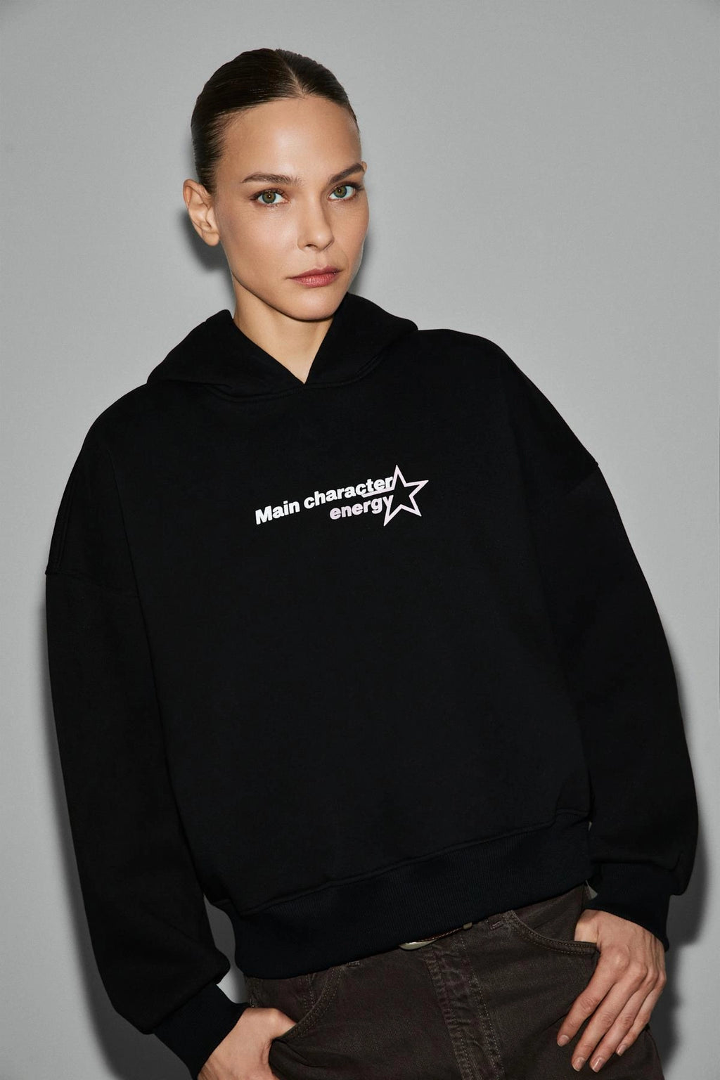 Kadın Organik Pamuklu Polarlı Kumaşlı Baskı Detaylı Siyah Sweatshirt